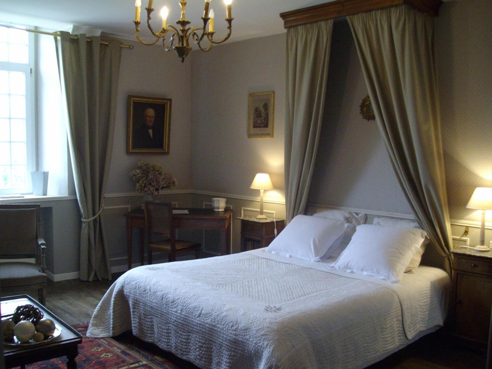 Bed and Breakfast Manoir De La Baronnie Сен-Мало Экстерьер фото
